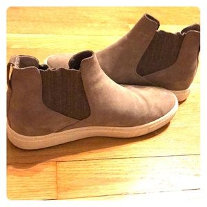 Newlyn Nubuck high-top Slip-on Sneakers